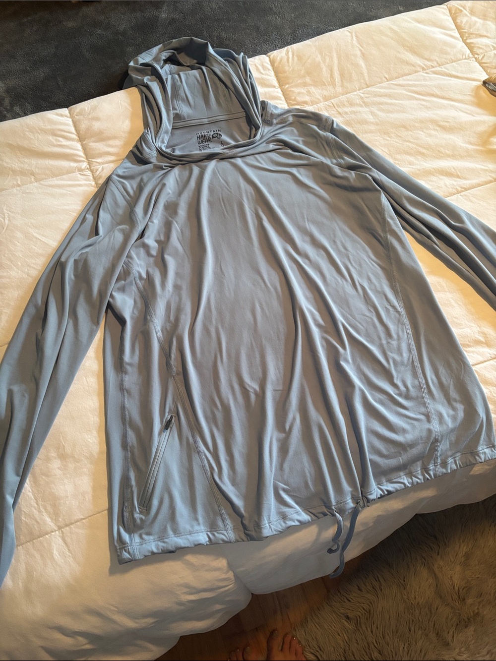 Mountain Hardwear Light Blue Hooded Long-Sleeve Pullover